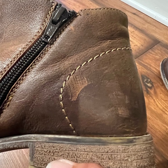 Josef Seibel Germany Ankle Boots Women's size 40 Dark Brown Leather Sienna 81 - Picture 11 of 13